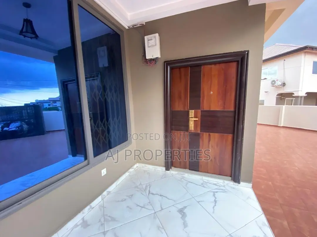 4bdrm House in Aj Properties, Oyarifa for rent
