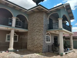 4bdrm Duplex in Kwabenya Abuom, Accra Metropolitan for sale