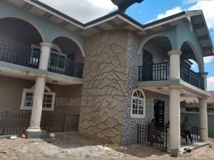 4bdrm Duplex in Kwabenya Abuom, Accra Metropolitan for sale