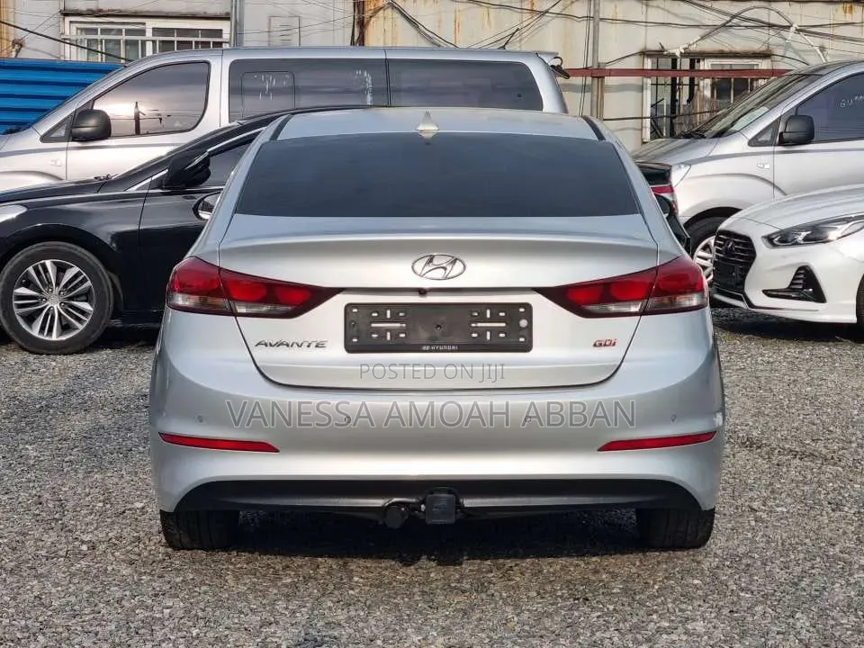 Hyundai Avante 2017 Silver