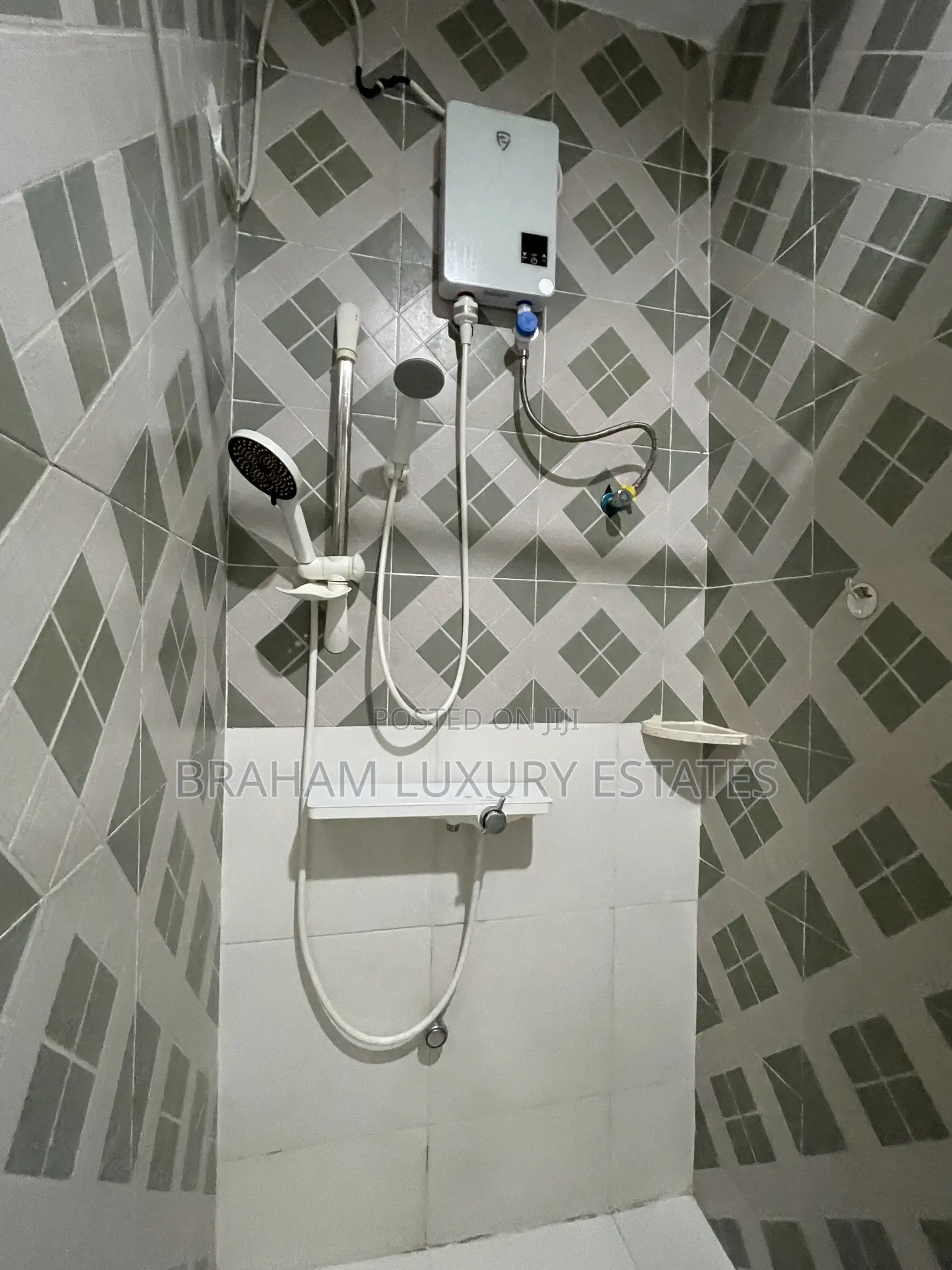 Furnished 2bdrm Apartment in Braham Luxury, Spintex for rent