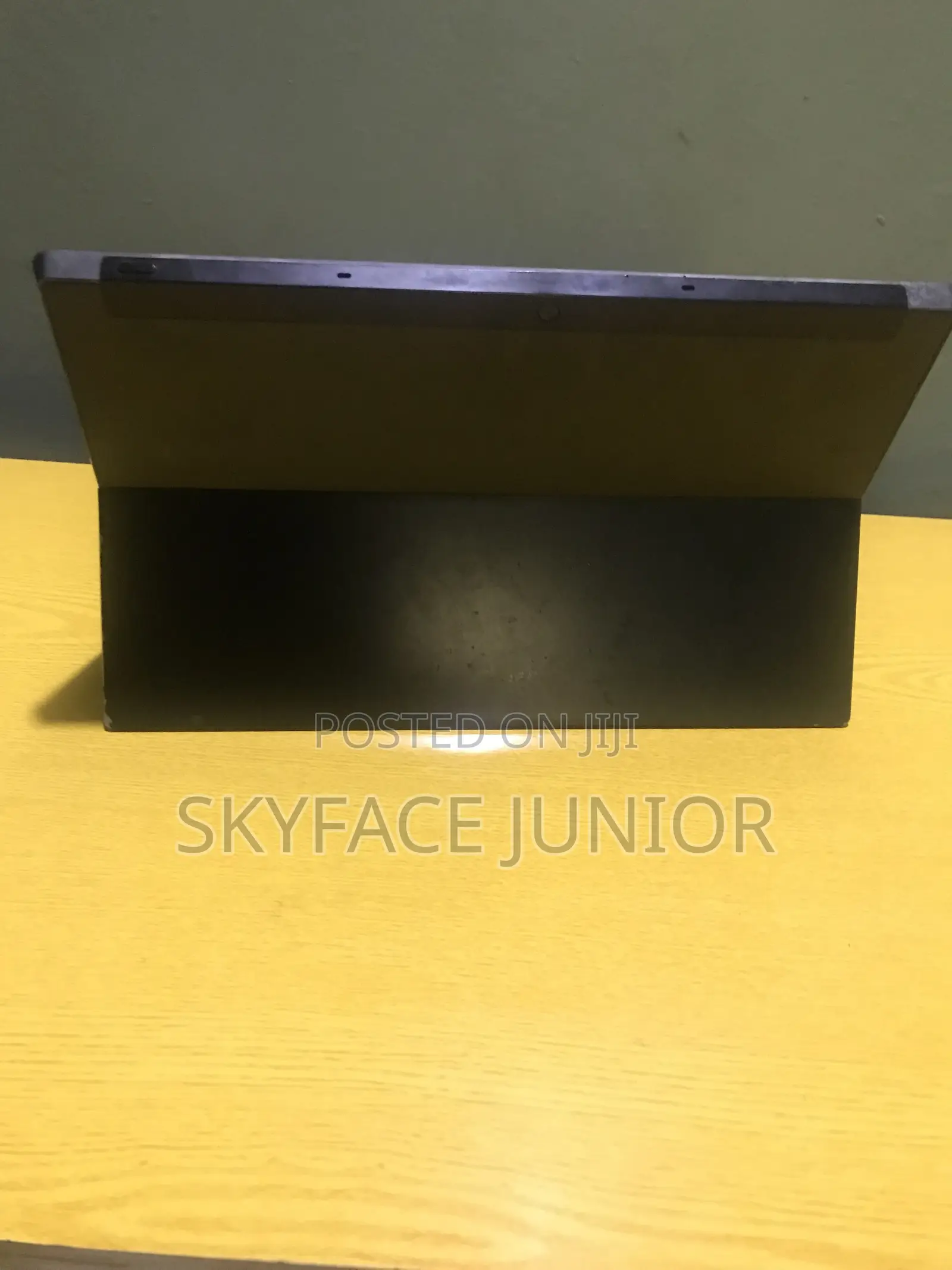New Laptop Microsoft Surface 3 32GB HDD 32GB