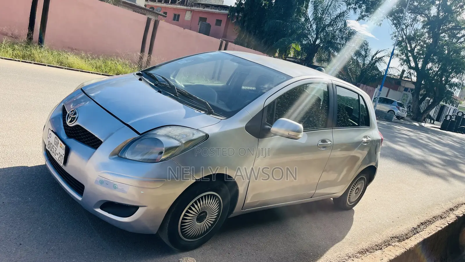 Toyota Vitz 1.0 FWD 3dr 2010 Silver