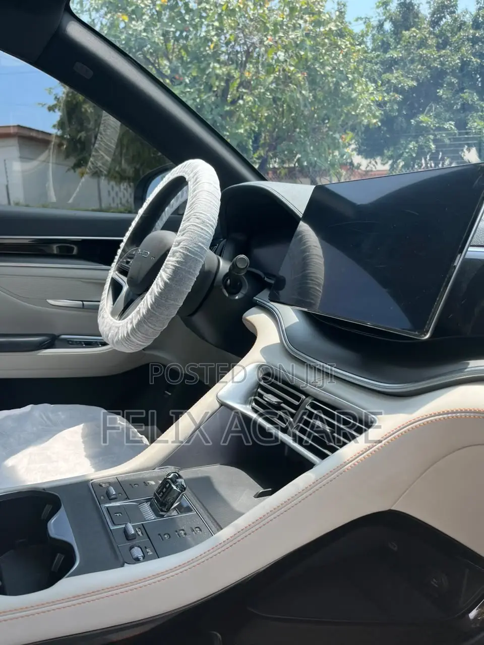 BYD Song Plus DM-i 2024 Silver