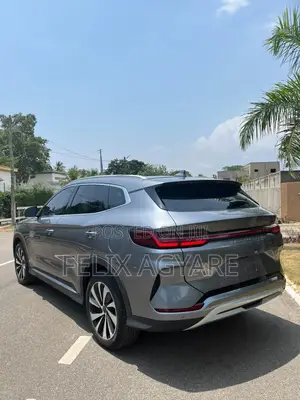 BYD Song Plus DM-i 2024 Silver