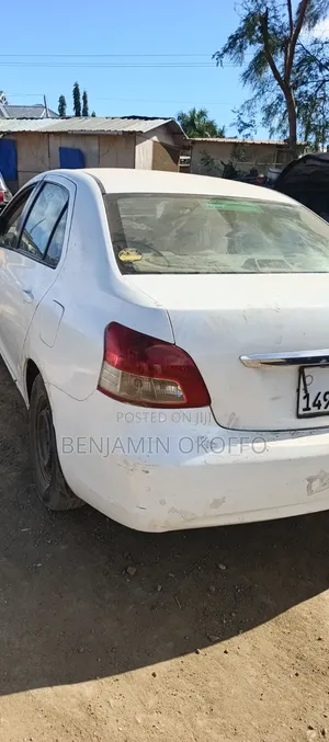 Toyota Belta 2009 White