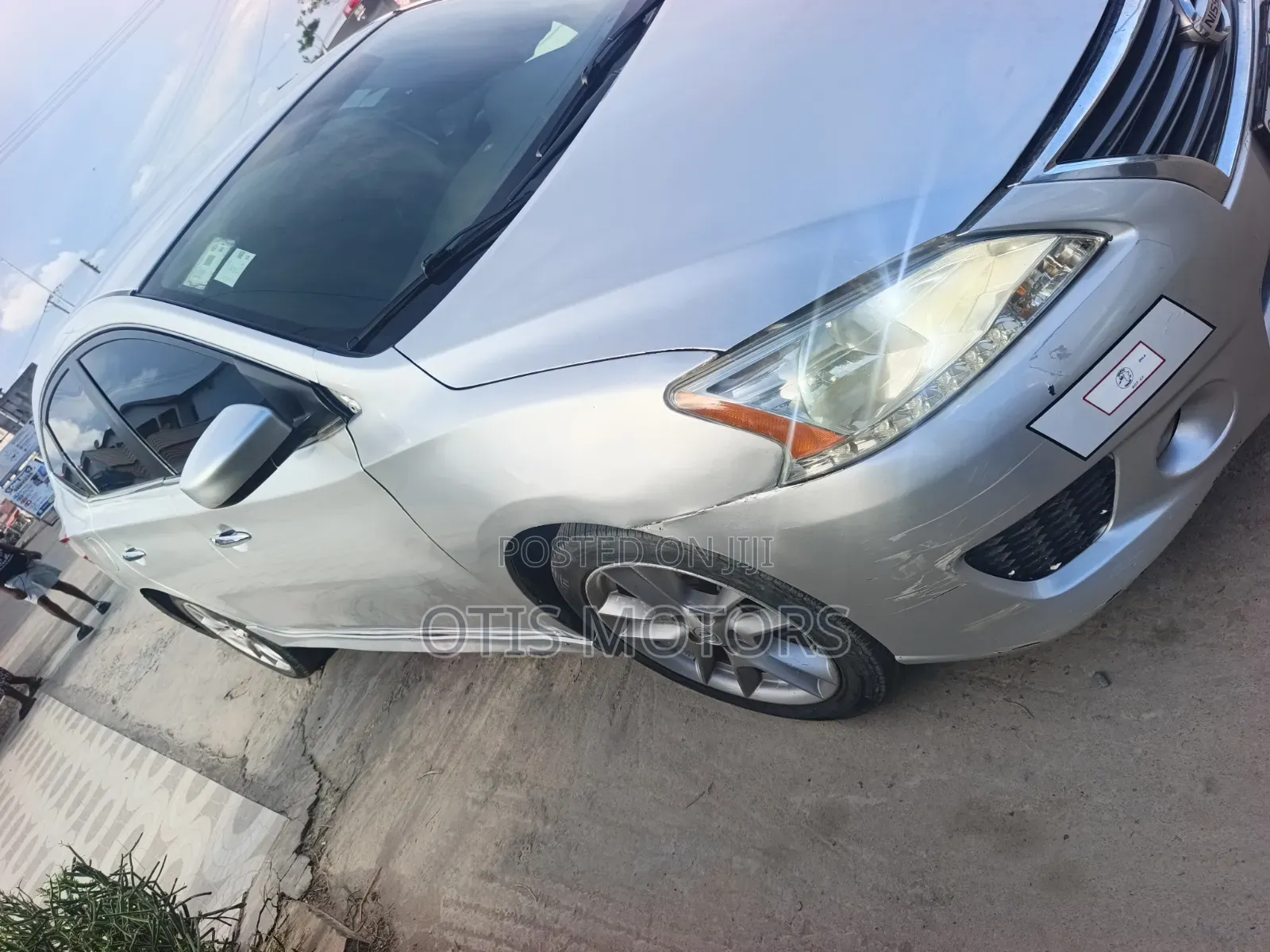 Nissan Sentra SR 2013 Silver