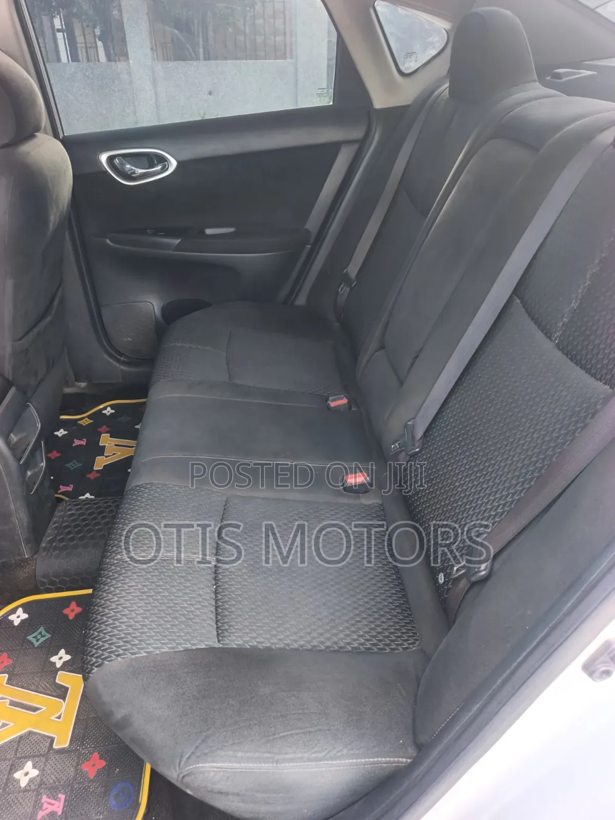 Nissan Sentra SR 2013 Silver