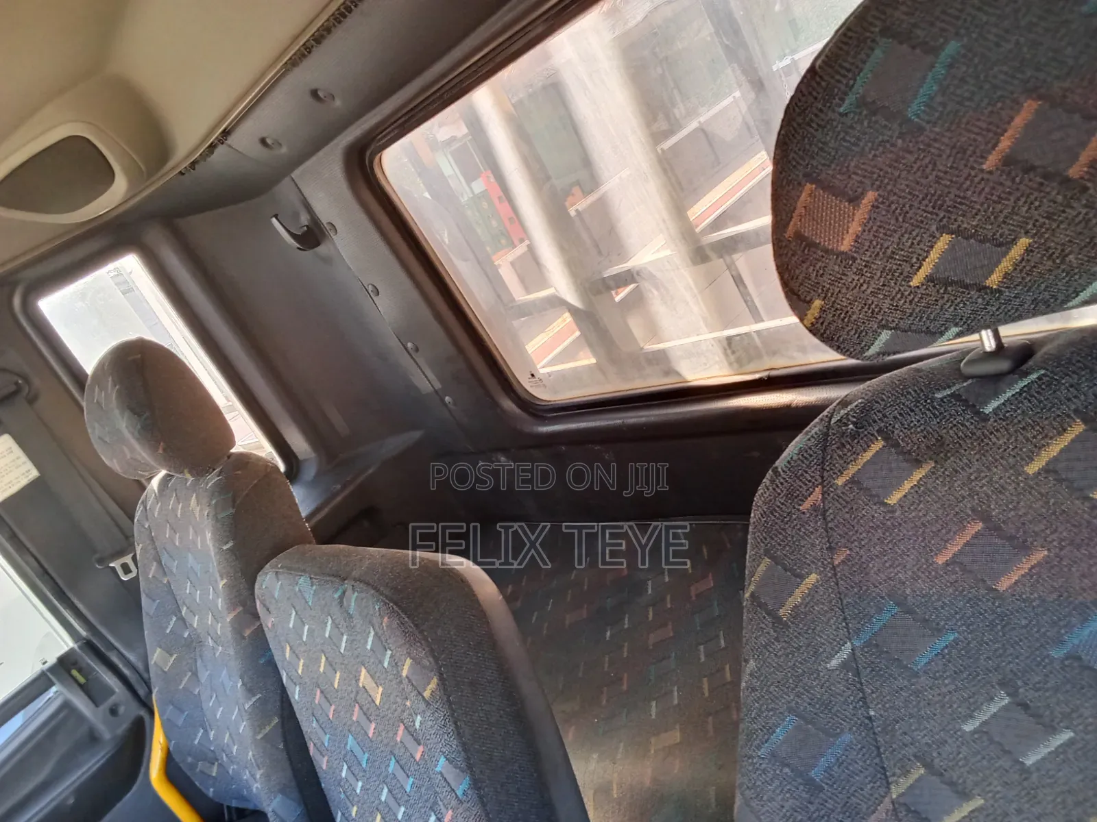 Hyundai Gold 5 Ton Single Axle Manual Engine