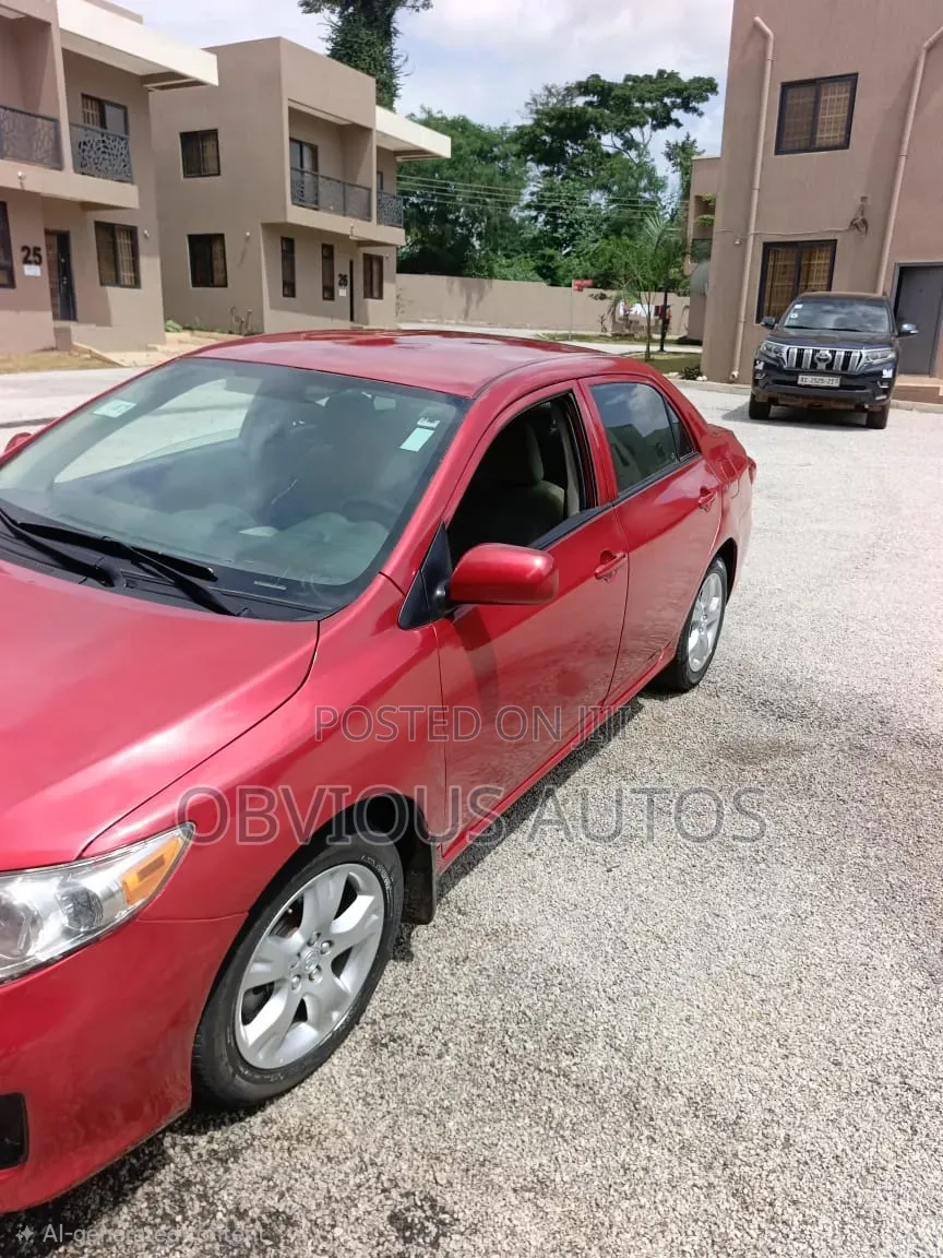 Toyota Corolla LE 4dr Sedan (1.8L 4cyl 4A) 2013 Red