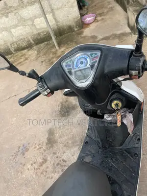 Kymco 2016 White
