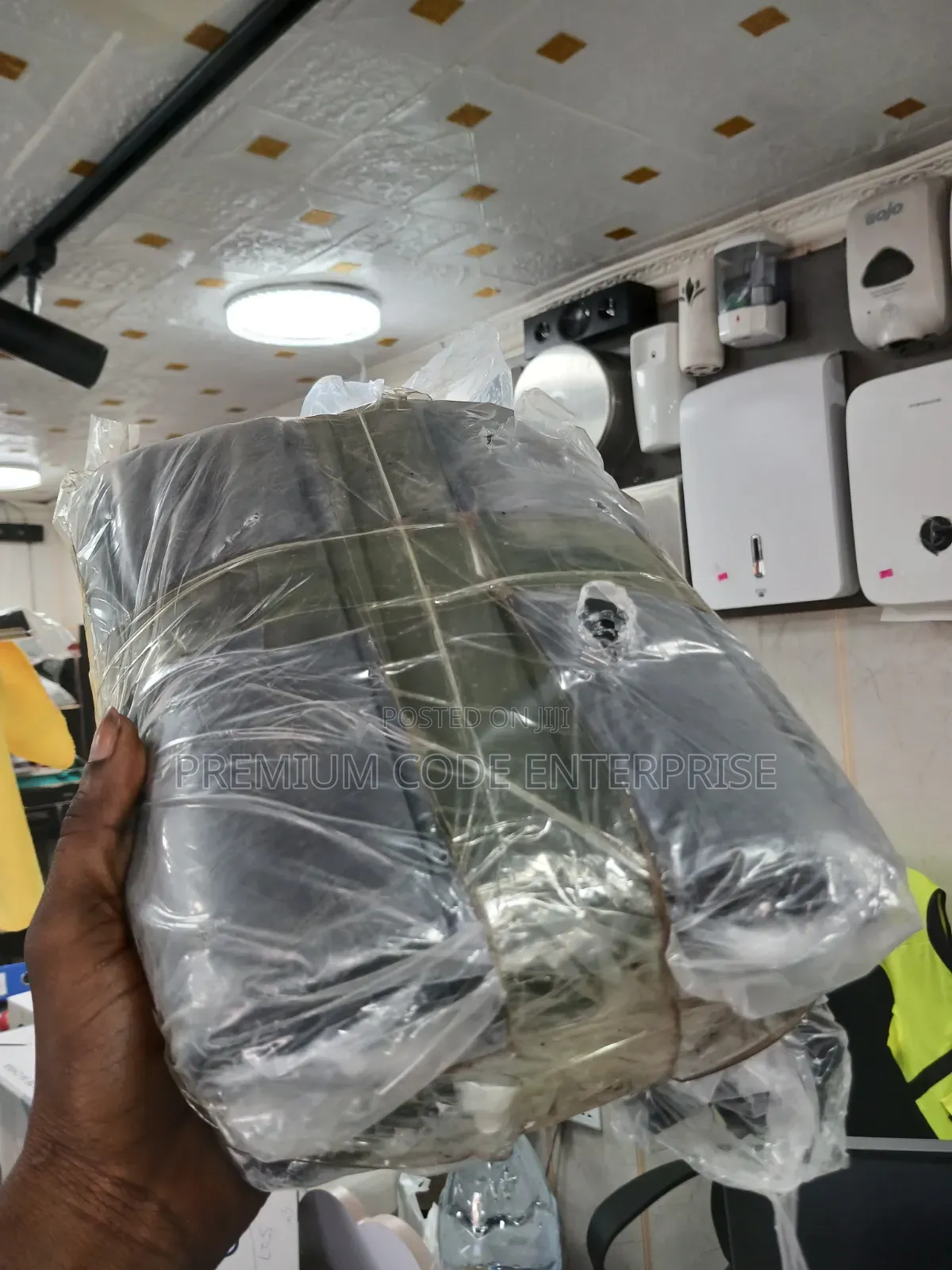 10 Liter Black Bin Liner Carton of 200pcs