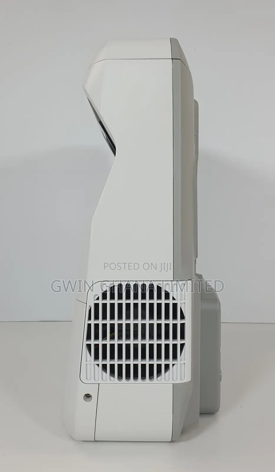 Epson EB-685Wi Ultra Short Throw Projector | 3500 Lumens | WXGA