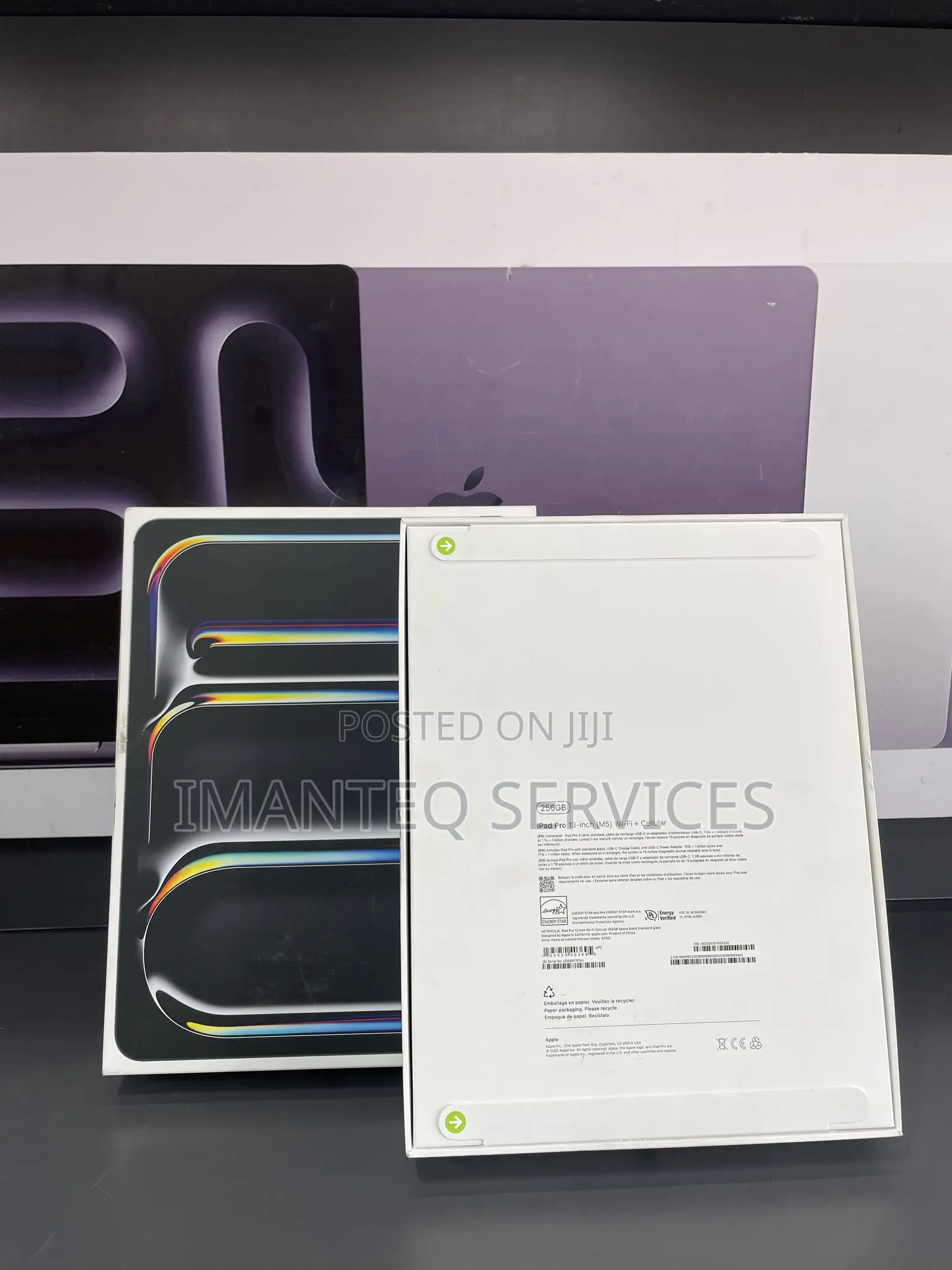 New Apple iPad Pro 13 (2025) 256 GB Black