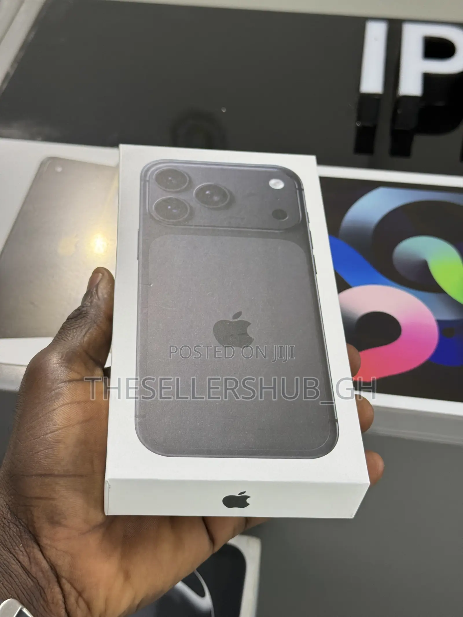 New Apple iPhone 18 Pro Max 256 GB Black