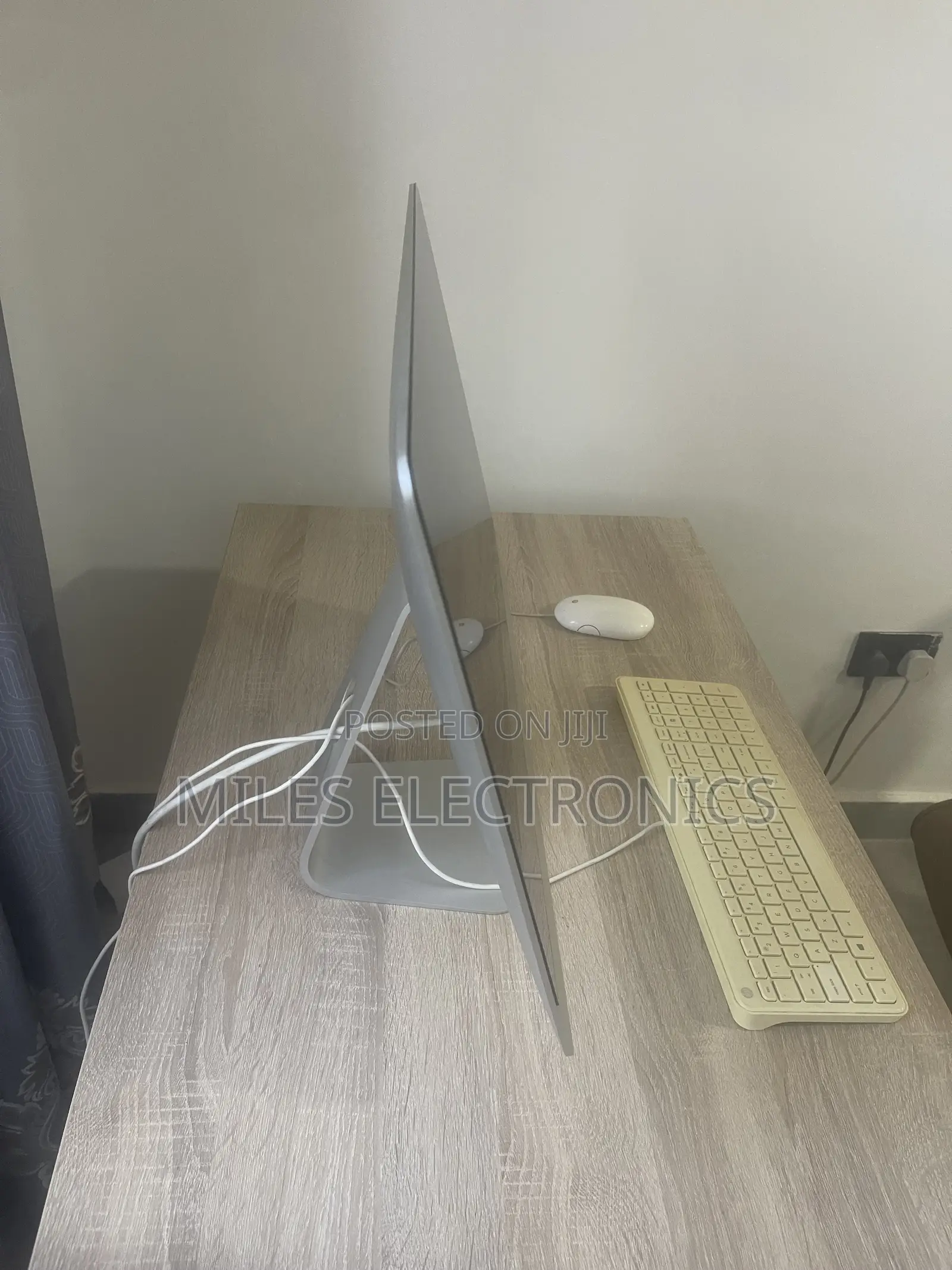Desktop Computer Apple iMac 8GB Intel Core i5 HDD+SSD 1T