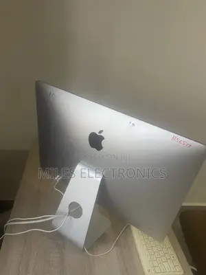 Desktop Computer Apple iMac 8GB Intel Core i5 HDD+SSD 1T