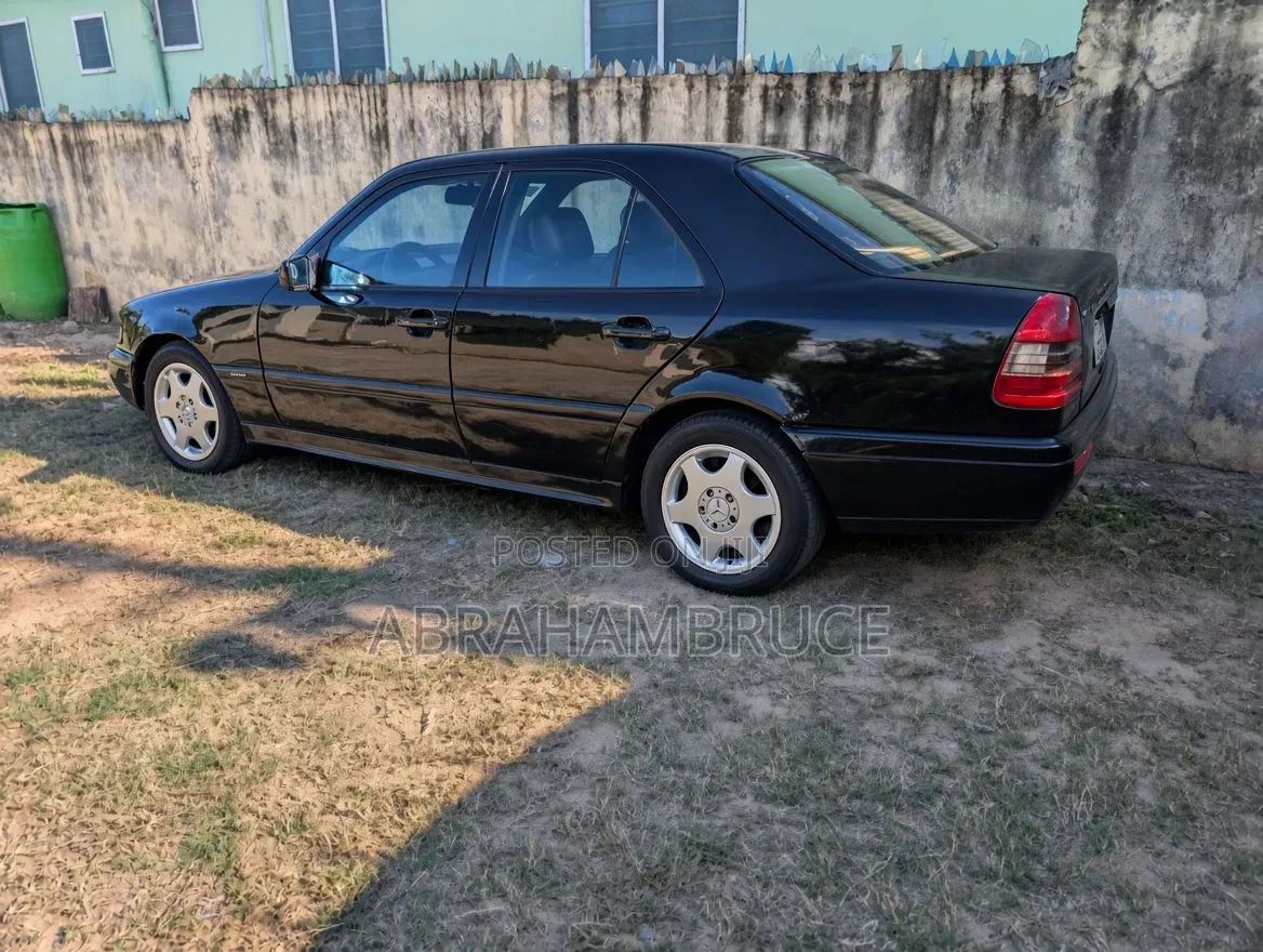 Mercedes-Benz C180 1995 Black