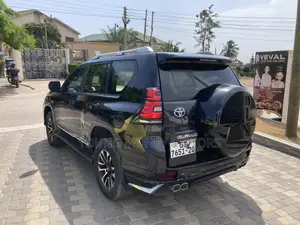 Toyota Land Cruiser Prado 4.0 V6 Dual VVT-i 2016 Black