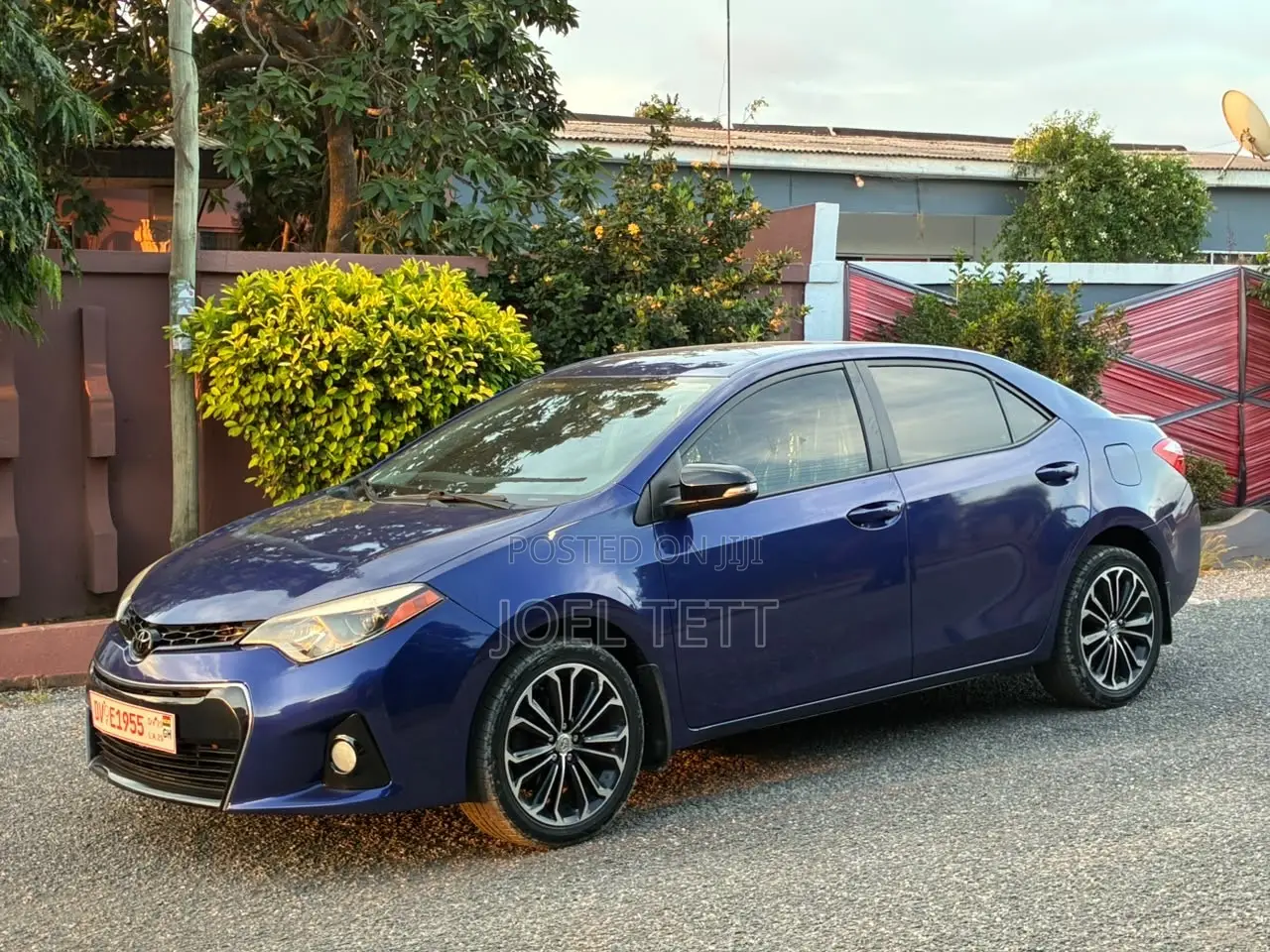 Toyota Corolla 2015 Blue