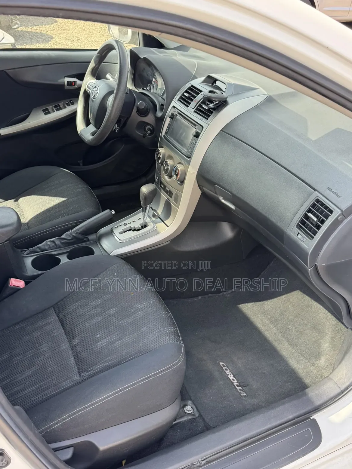 Toyota Corolla S 4dr Sedan (1.8L 4cyl 4A) 2013 White