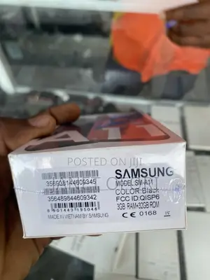 New Samsung Galaxy A11 32 GB Black