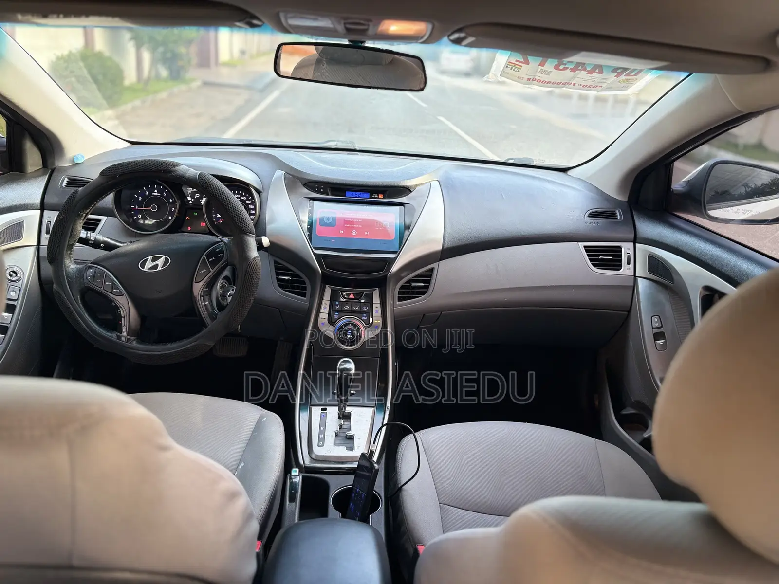 Hyundai Elantra Limited Sedan FWD (1.8L 4cyl 6A) 2013 Silver