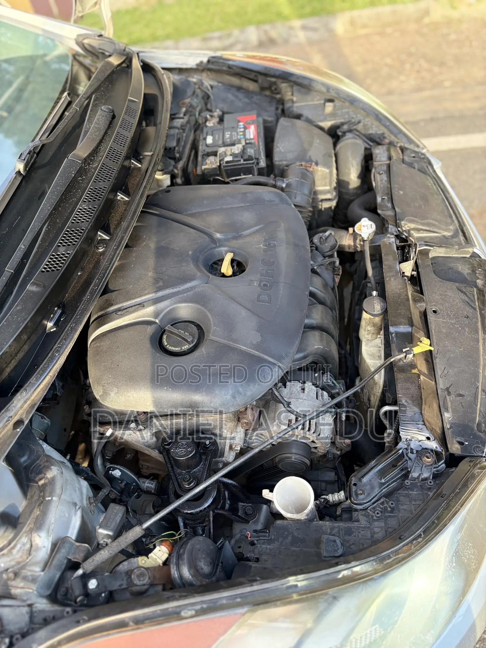 Hyundai Elantra Limited Sedan FWD (1.8L 4cyl 6A) 2013 Silver