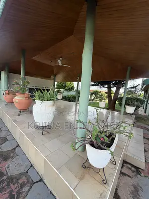 Furnished 8bdrm House in Tuc Residential, Kumasi Metropolitan for rent