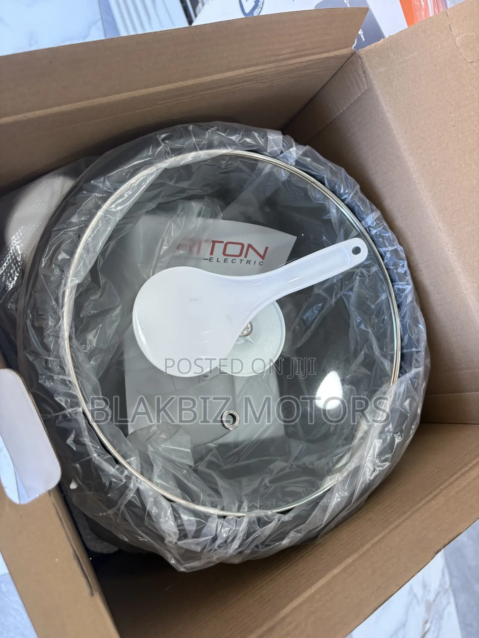 Triton Electric 1.8 Litre Rice Cooker