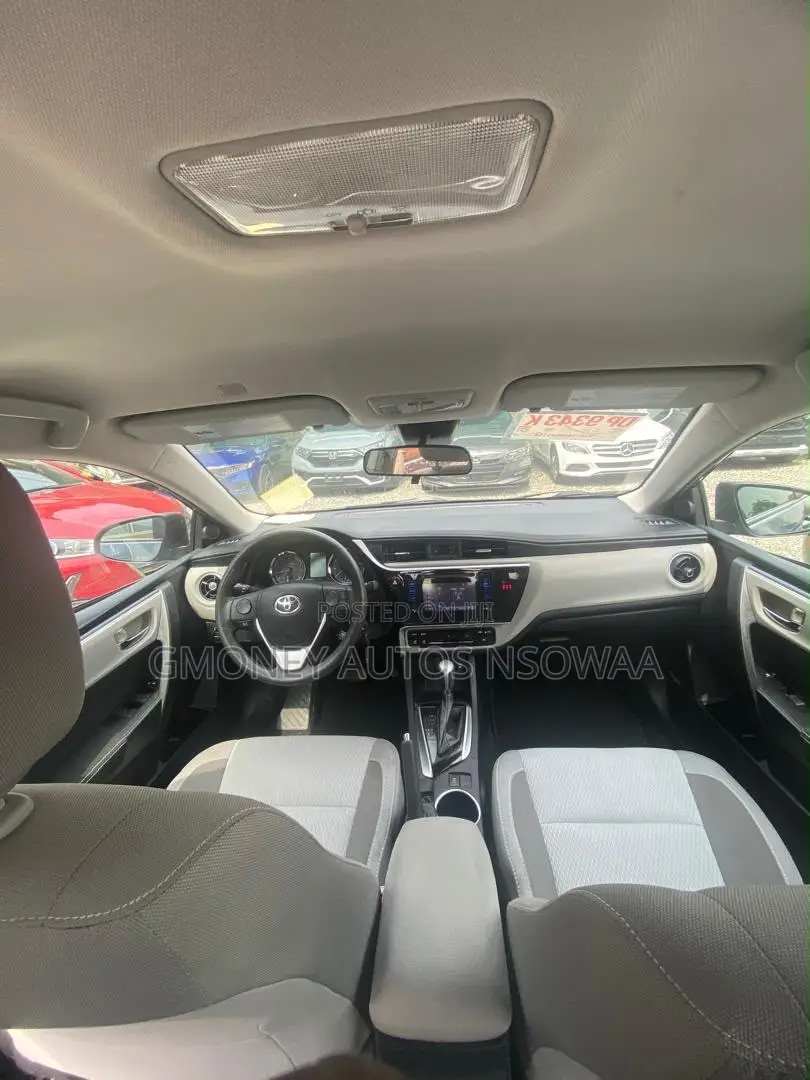 Toyota Corolla LE (1.8L 4cyl 2A) 2019 Gray