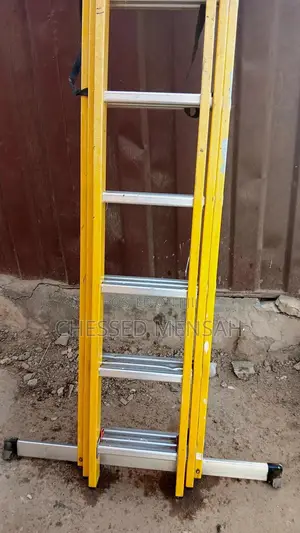 Alluminium Fiber Ladder, 14steps X3 Triple-Section Extension. 34ft