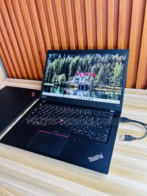 Laptop Lenovo ThinkPad T490s 16GB Intel Core i7 SSD 512GB