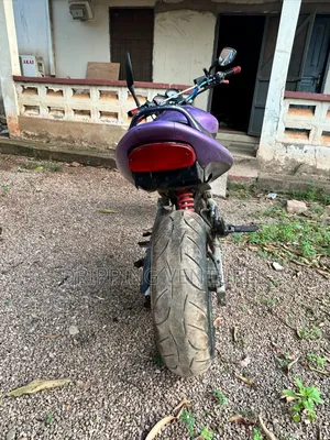 Honda Hornet 2000 Purple