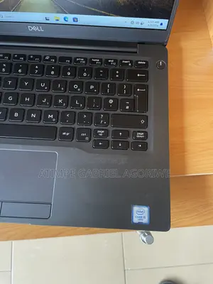 Laptop Dell Latitude 7400 8GB Intel Core i5 SSD 256GB