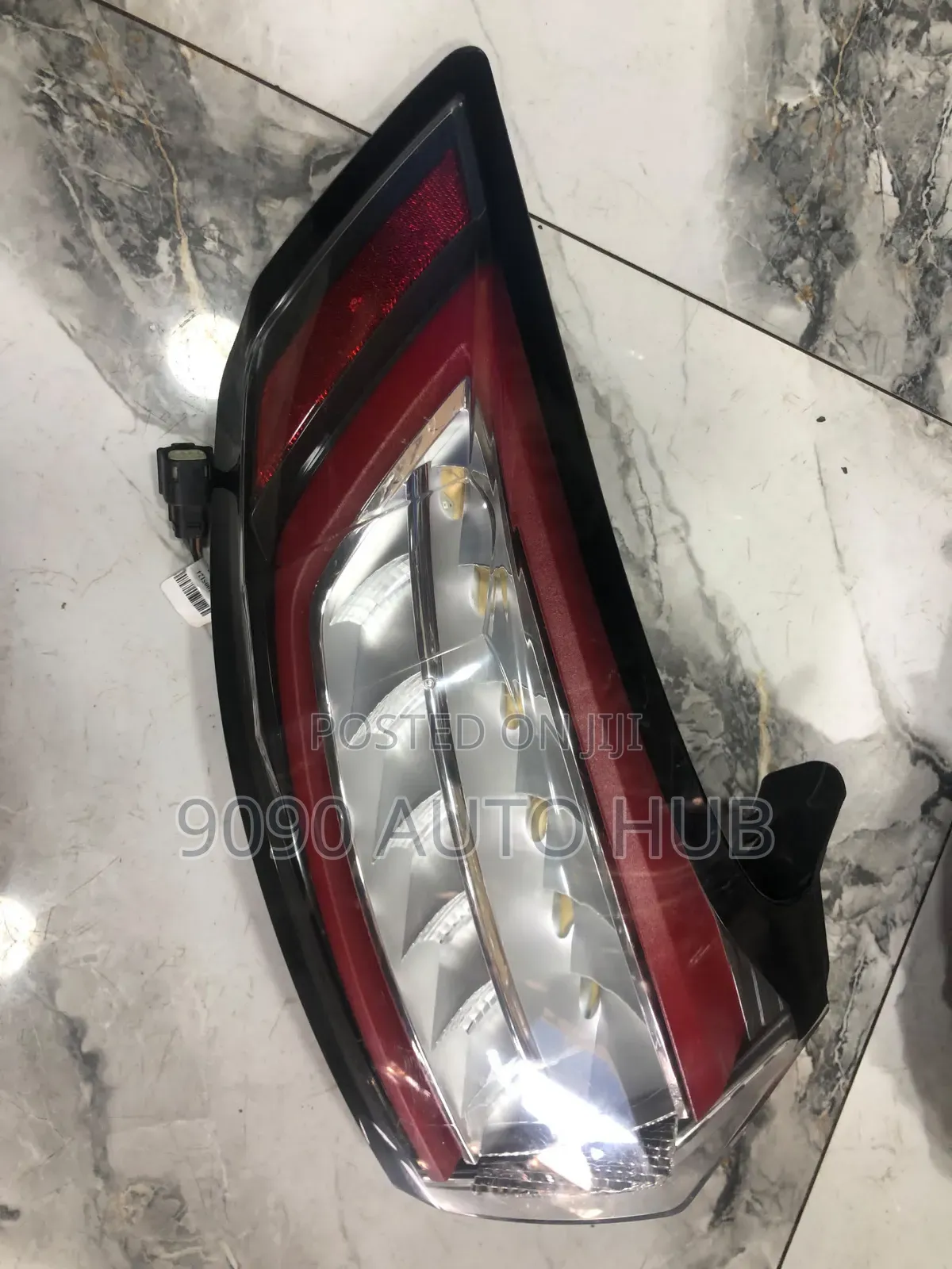 Ford Edge 2015, 2016, 2017, 2018 Left Taillight – OEM | Foreign Used