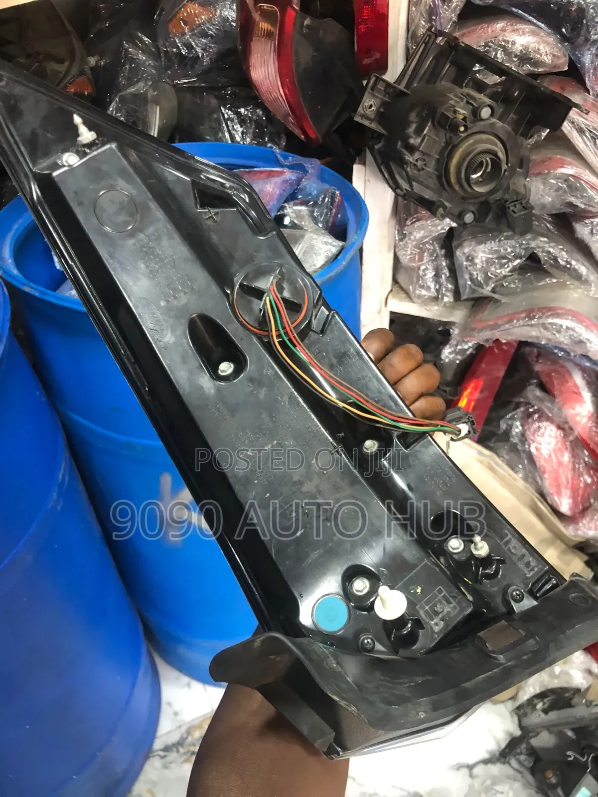 Ford Edge 2015, 2016, 2017, 2018 Left Taillight – OEM | Foreign Used