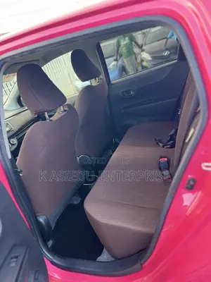 Toyota Vitz 1.3 AWD 3dr 2013 Pink