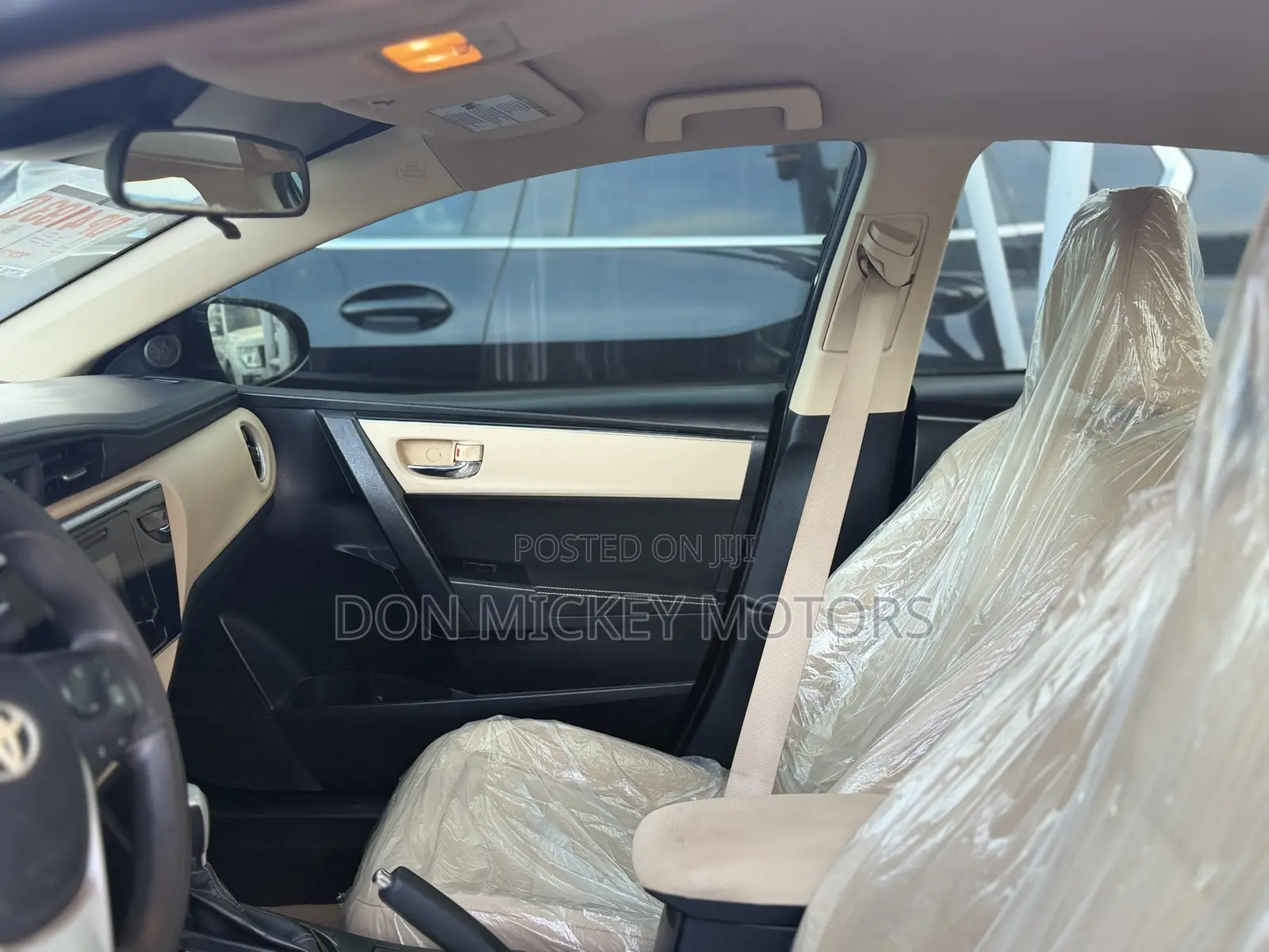 Toyota Corolla LE (1.8L 4cyl 2A) 2019 Black