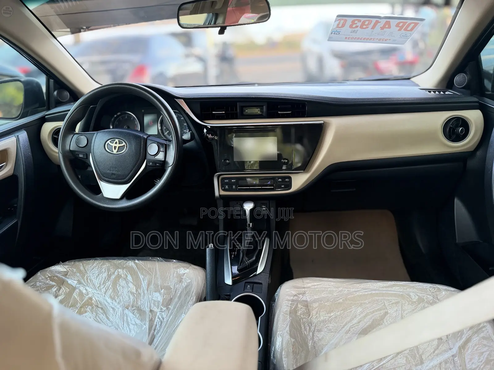 Toyota Corolla LE (1.8L 4cyl 2A) 2019 Black