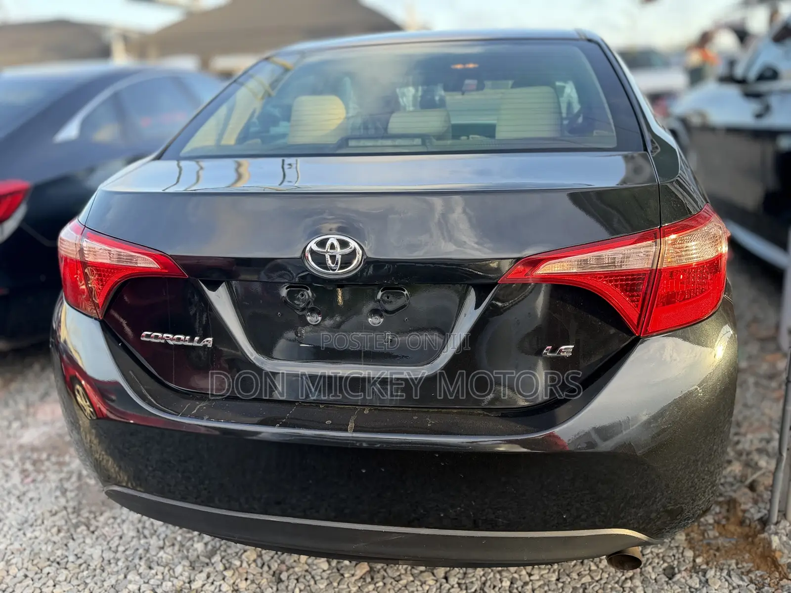 Toyota Corolla LE (1.8L 4cyl 2A) 2019 Black