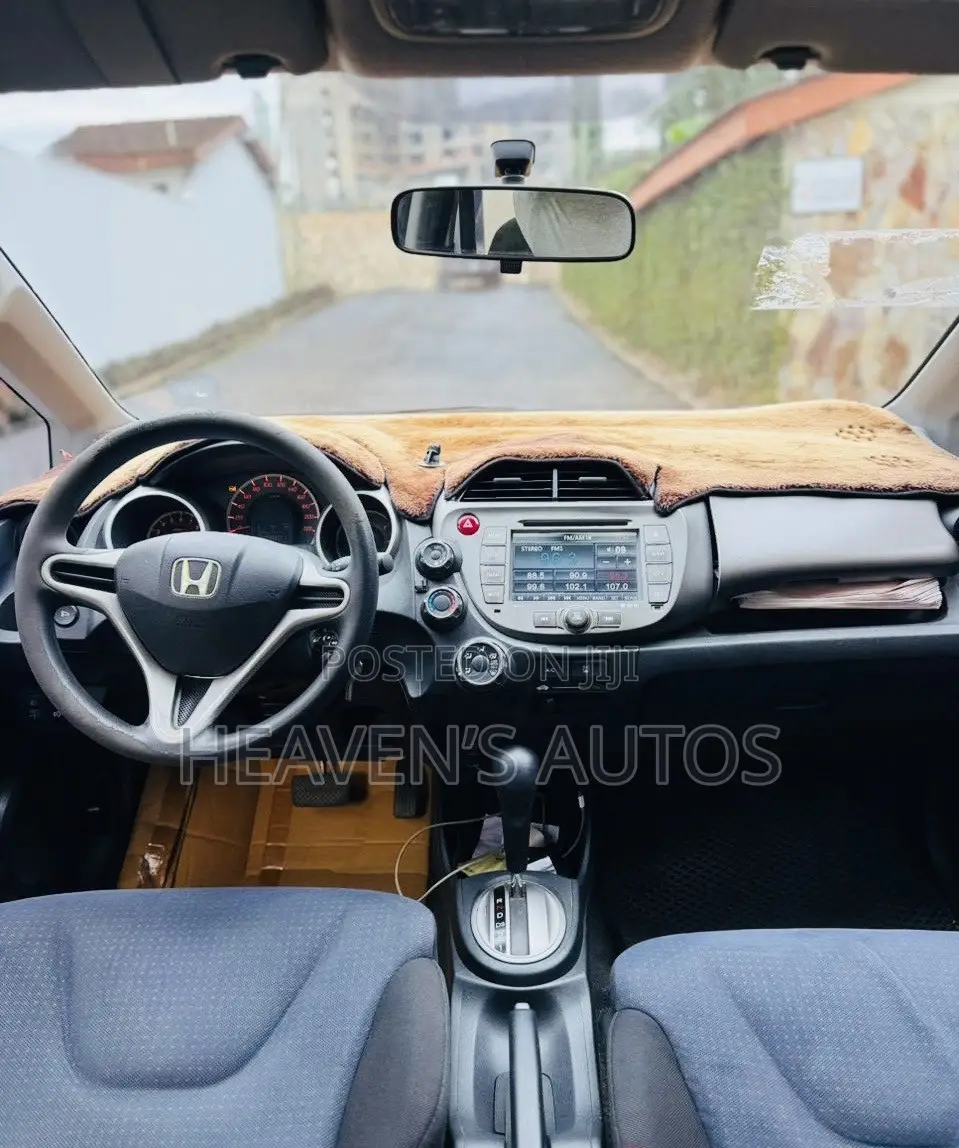 Honda Fit 2013 Gray