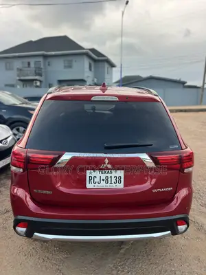 Mitsubishi Outlander 2018 Burgundy