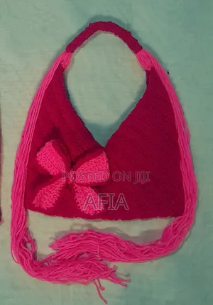 Adjustable Crochet Handbag