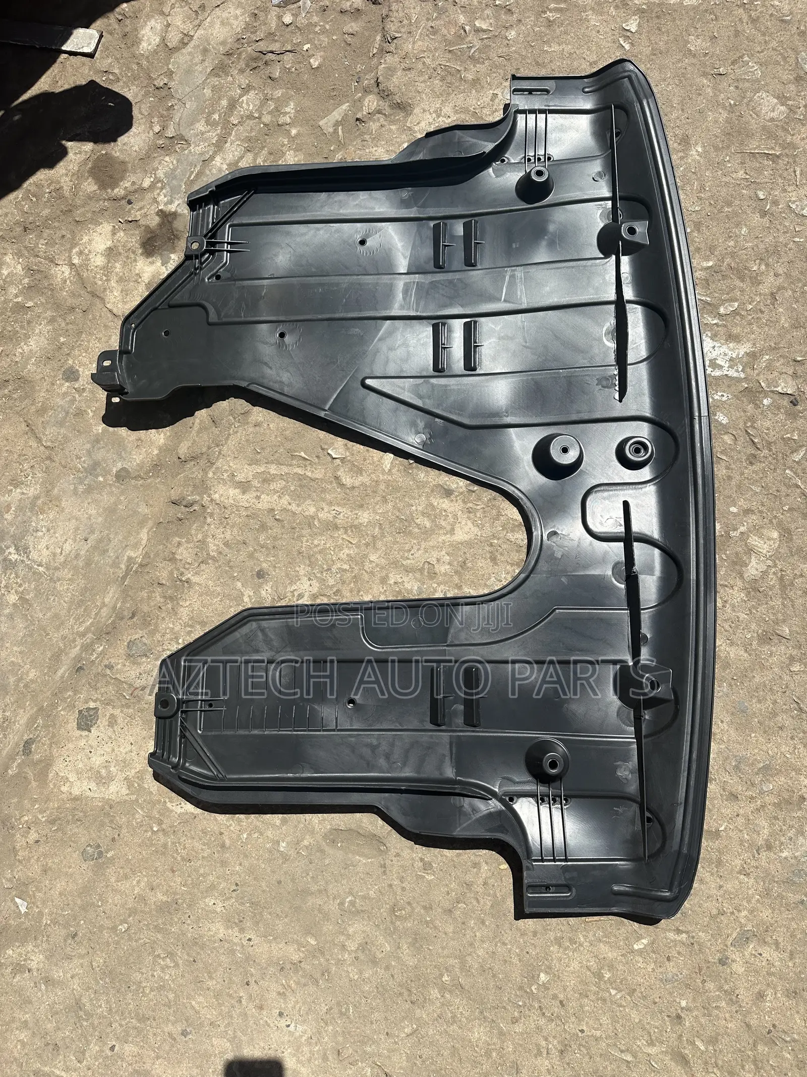Hyundai Santafe Santa-Fe 2017 2018 2019 Engine Under Cover