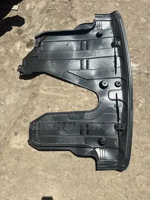 Hyundai Santafe Santa-Fe 2017 2018 2019 Engine Under Cover