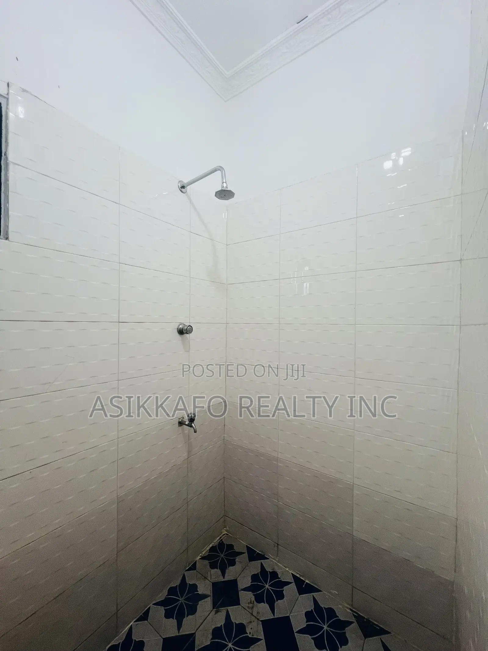 2bdrm Apartment in Baatsona, Spintex for rent