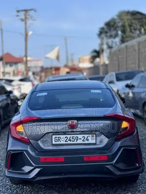 Honda Civic EX 4dr Sedan (2.0L 4cyl) 2017 Gray