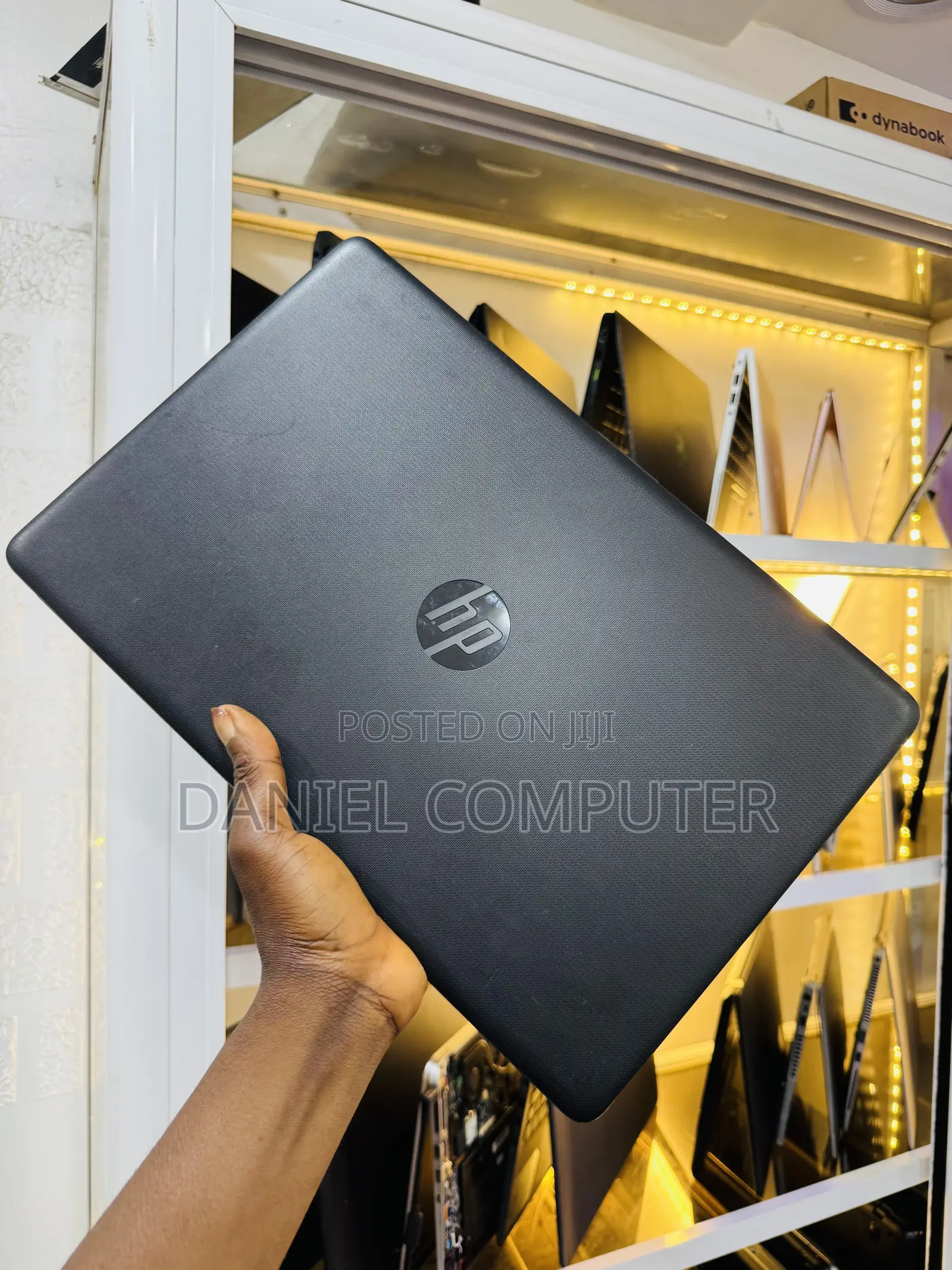 Laptop HP 15 8GB AMD Ryzen 5 HDD+SSD 128GB