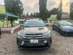 Toyota Highlander 2019 Gray